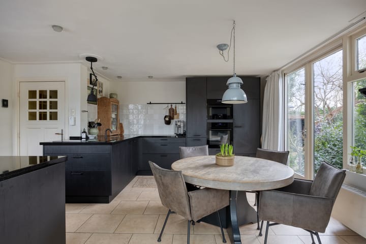 Foto 15 van Rozenlaan 1