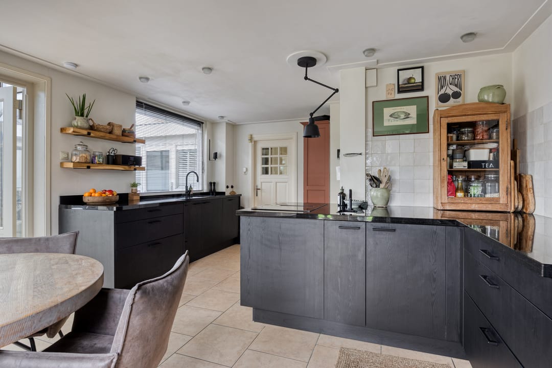 Foto 16 van Rozenlaan 1