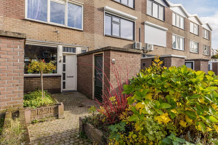 Photo 34 of Doctor Ariënsstraat 15