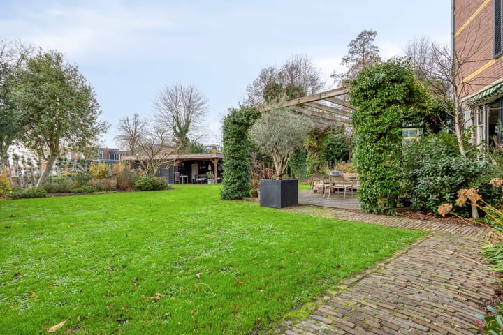 Foto 60 van Rozenlaan 1