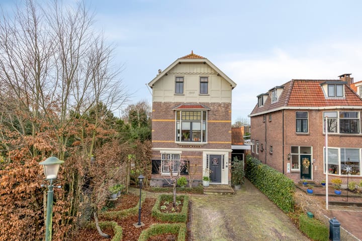 Foto 61 van Rozenlaan 1