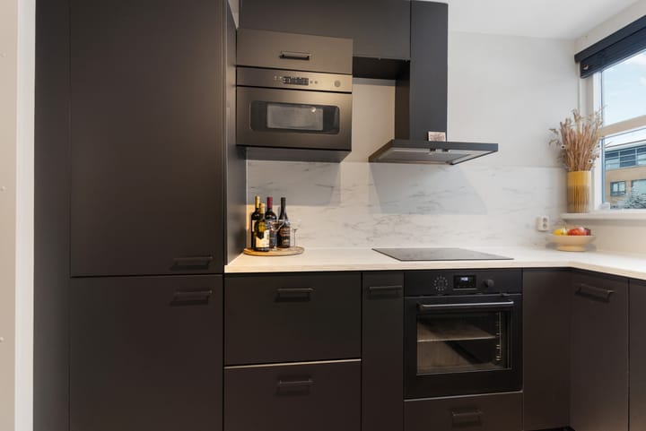 Photo 8 of Van Diemenhof 23