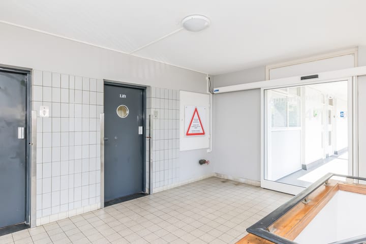 Photo 8 of Burg. van Grunsvenplein 33