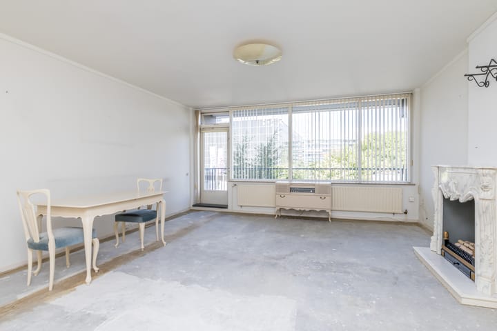 Photo 13 of Burg. van Grunsvenplein 33