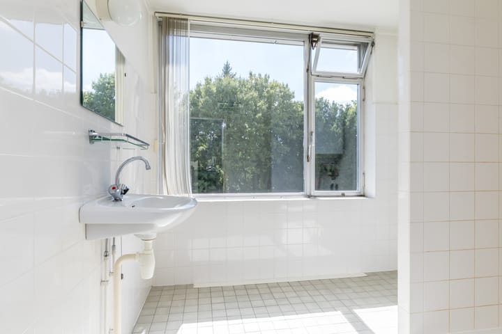 Photo 24 of Burg. van Grunsvenplein 33