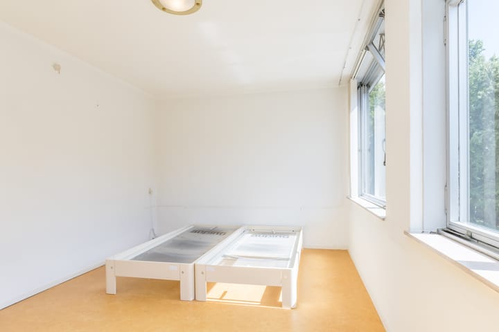 Photo 23 of Burg. van Grunsvenplein 33