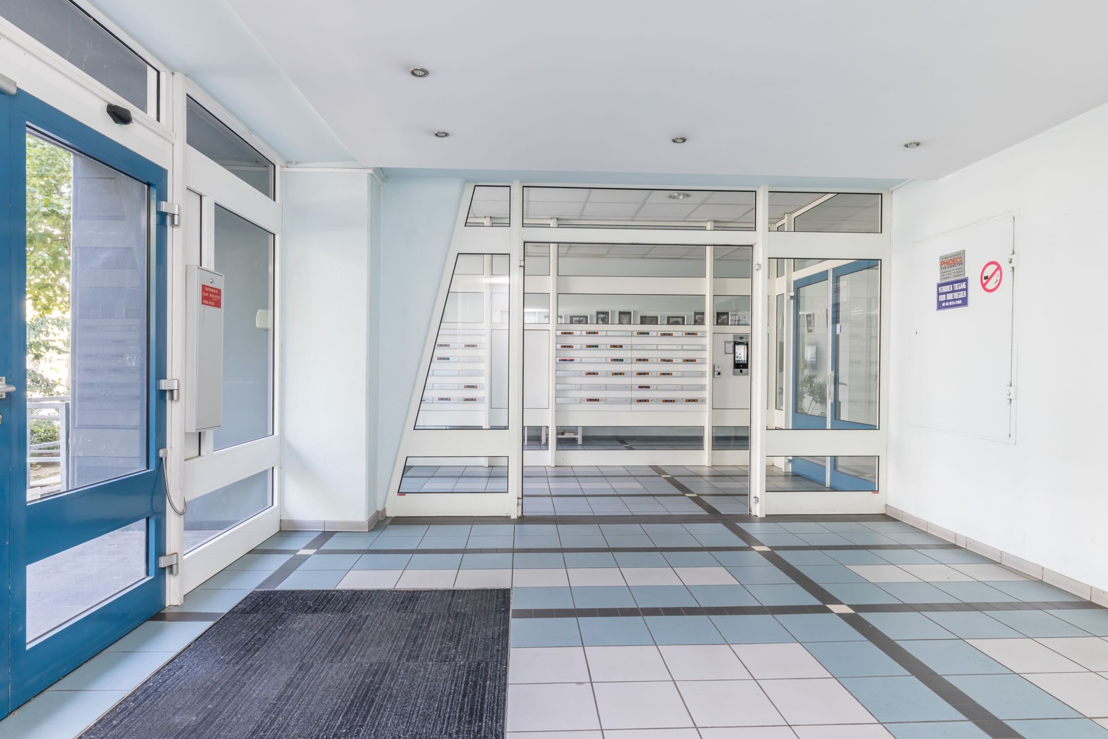 Foto 6 van Burg. van Grunsvenplein 33