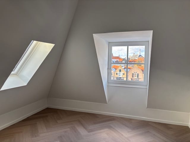 Foto 9 van Scharloo 7-J