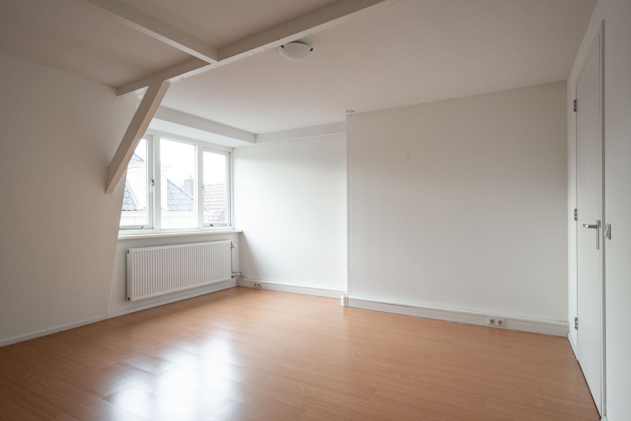 Foto 21 van Schoolstraat 14-B