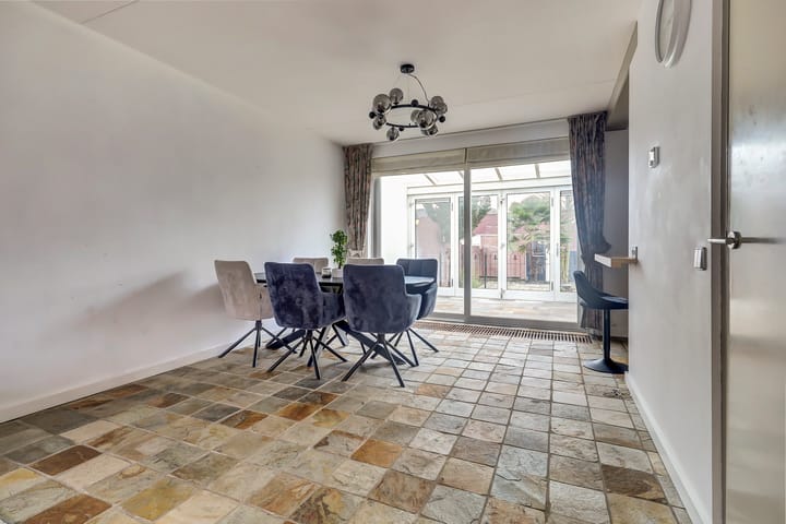 Foto 18 van Burgemeester van Mierlostraat 34