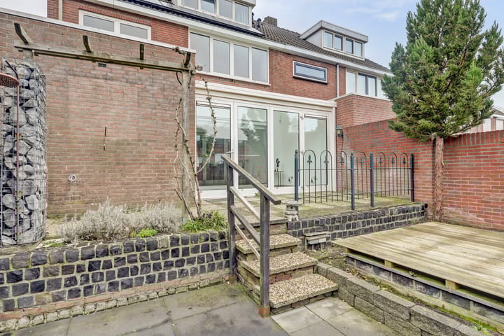 Foto 47 van Burgemeester van Mierlostraat 34