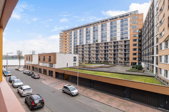 Photo 11 of Jan Pettersonstraat 10