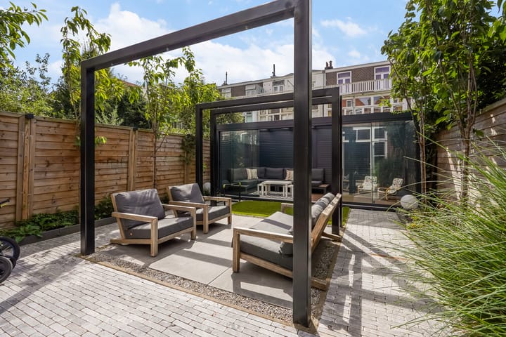 Photo 13 of De Perponcherstraat 136