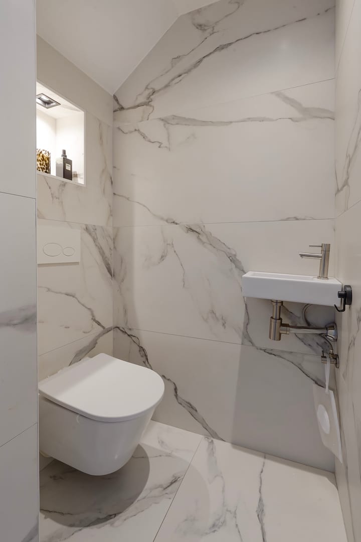 Photo 16 of De Perponcherstraat 136