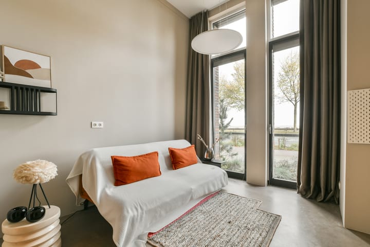 Photo 16 of Bert Haanstrakade 410