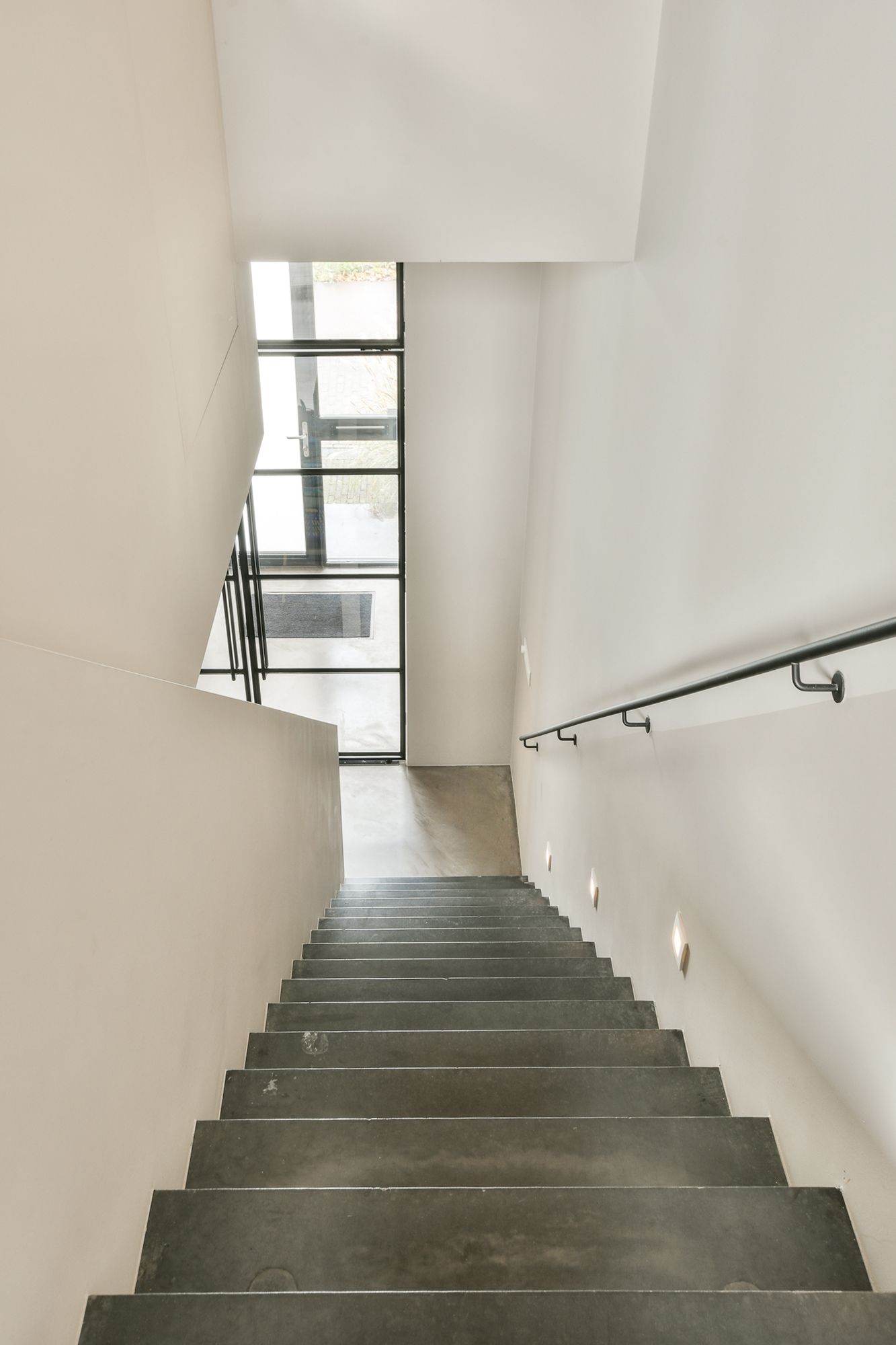 Foto 19 van Bert Haanstrakade 410