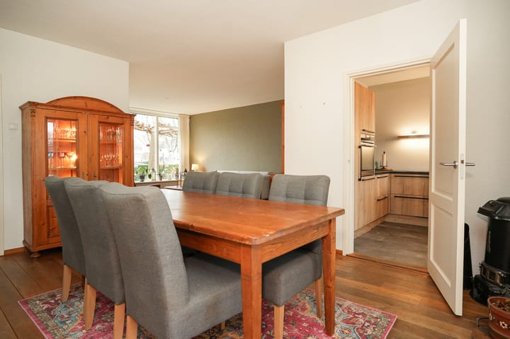 Foto 12 van Molenstraat 17