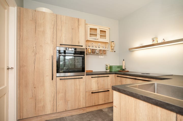 Foto 14 van Molenstraat 17