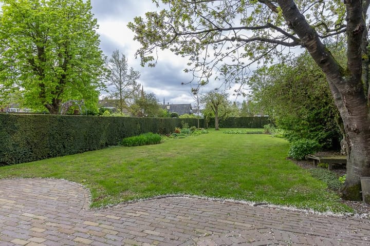 Foto 33 van Molenstraat 17