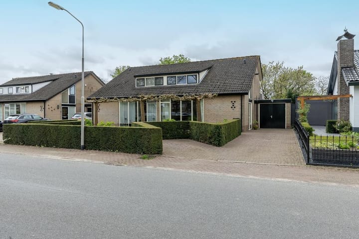 Foto 34 van Molenstraat 17