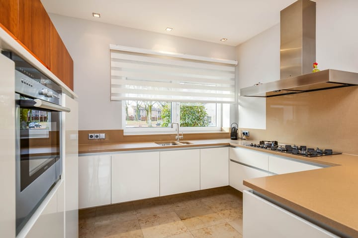 Foto 17 van Willem Alexanderlaan 10