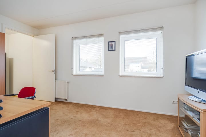 Foto 36 van Willem Alexanderlaan 10