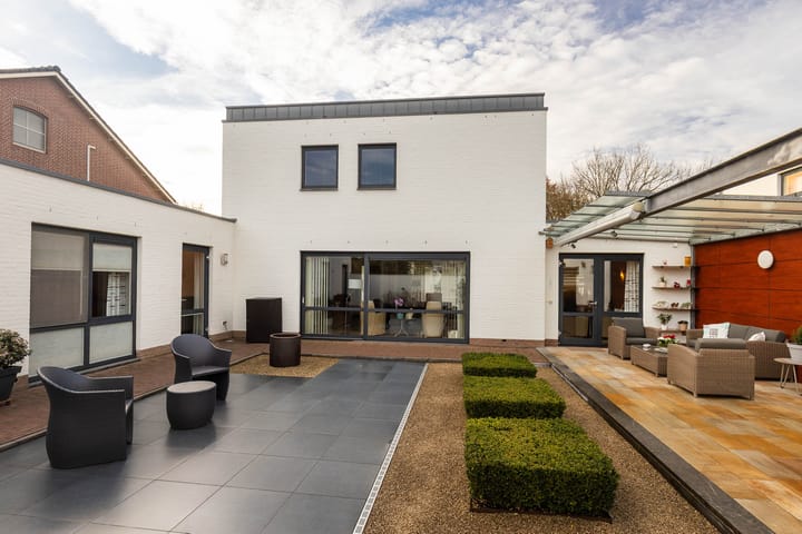 Foto 45 van Willem Alexanderlaan 10