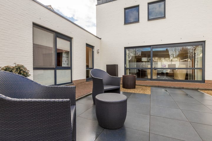 Foto 46 van Willem Alexanderlaan 10