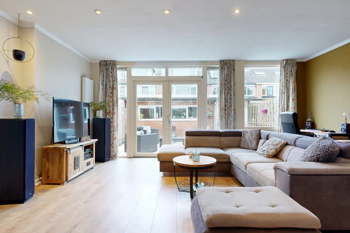 Foto 12 van Troelstrastraat 35