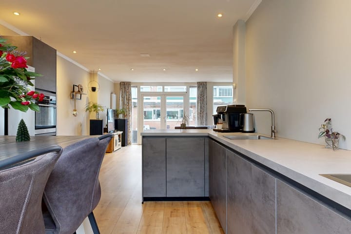 Foto 15 van Troelstrastraat 35