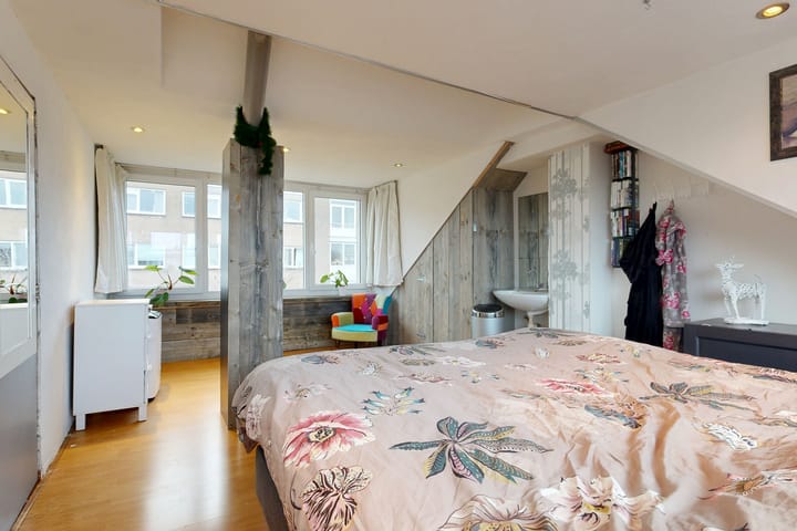 Foto 25 van Troelstrastraat 35