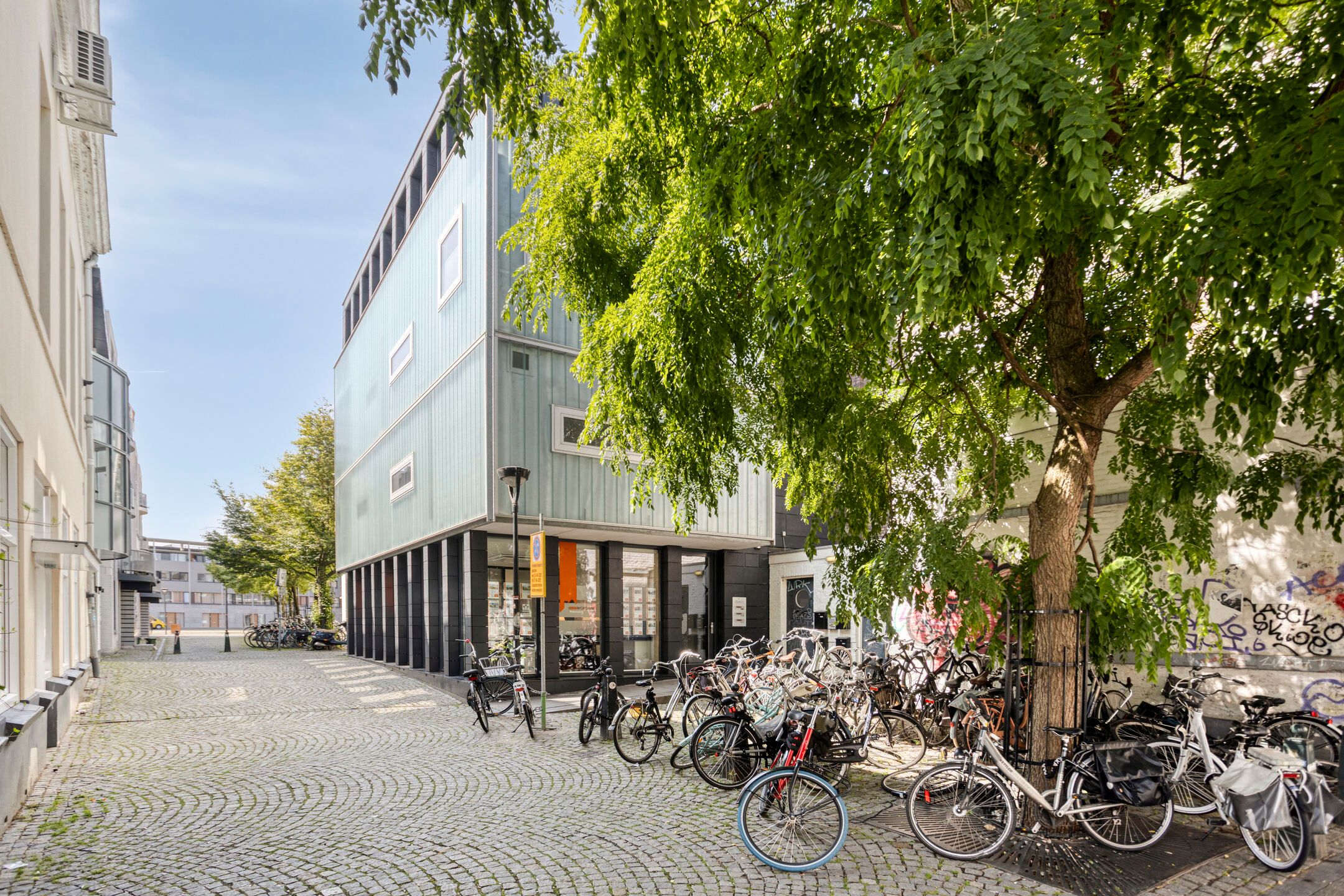 Foto 6 van Herdenkingsplein 50-C