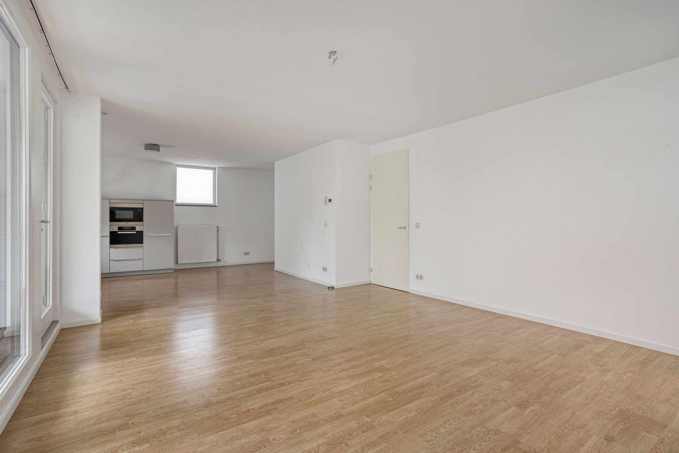 Foto 12 van Herdenkingsplein 50-C