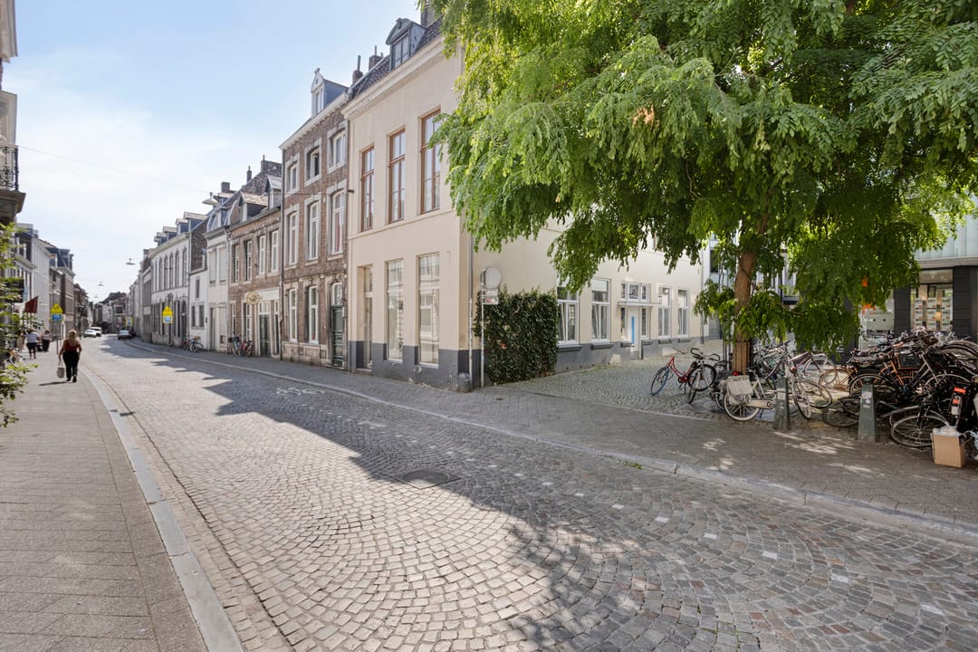 Foto 28 van Herdenkingsplein 50-C