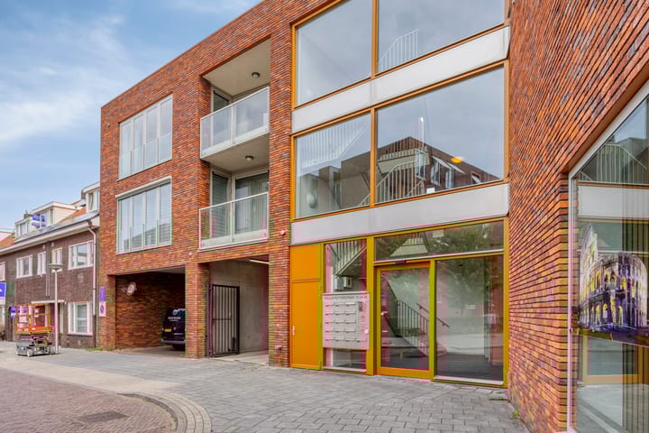 Foto 9 van Paulus Potterstraat 25