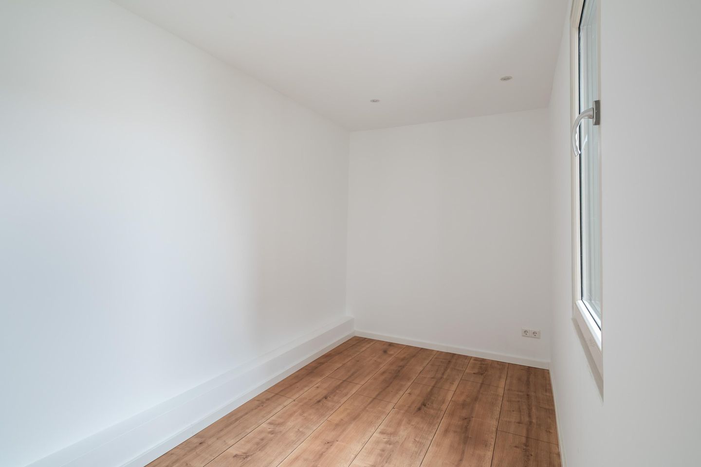 Photo 10 of Mauritsstraat 12-A