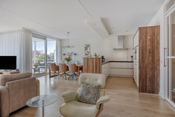 Foto 23 van Paulus Potterstraat 25