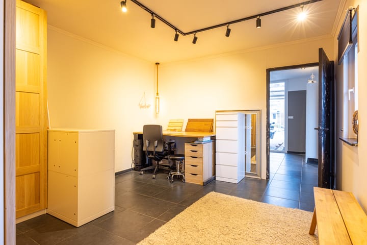 Photo 21 of Gouverneur Houbenlaan 27