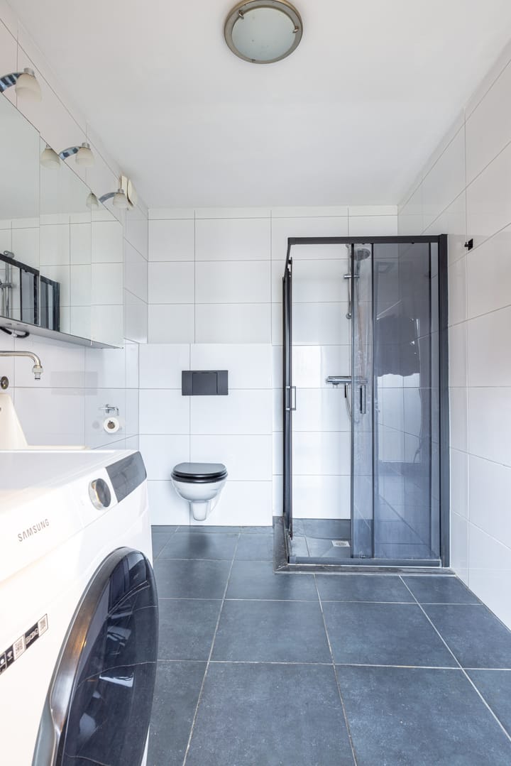 Photo 23 of Gouverneur Houbenlaan 27