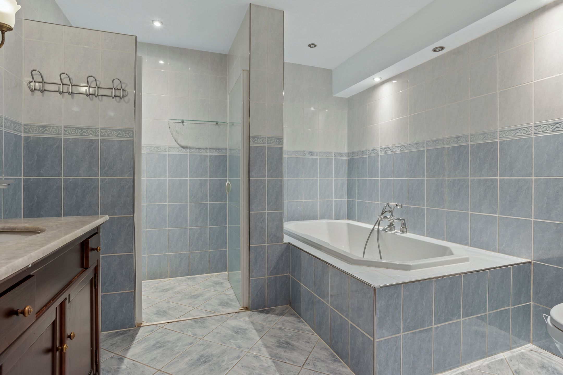 Photo 15 of Burgemeester Caan van Necklaan 434