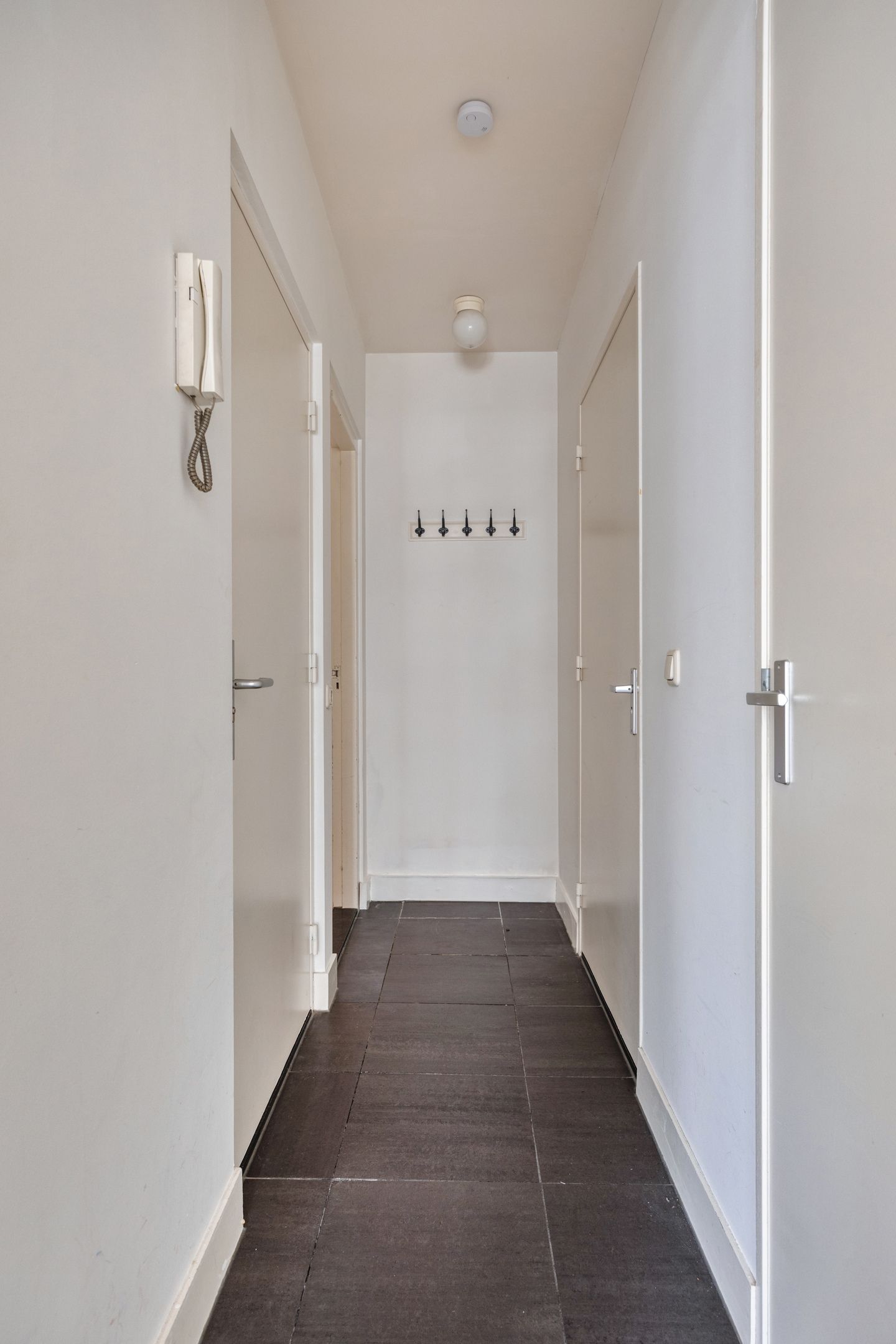 Photo 4 of Hoogbrugstraat 76