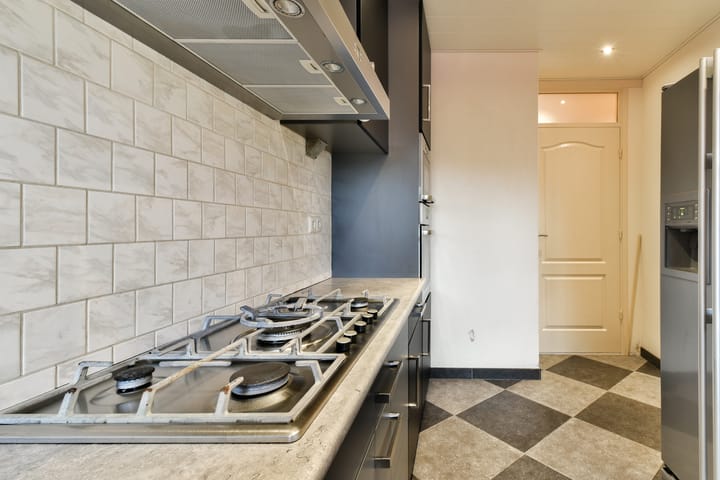 Foto 15 van Roland Holstlaan 975