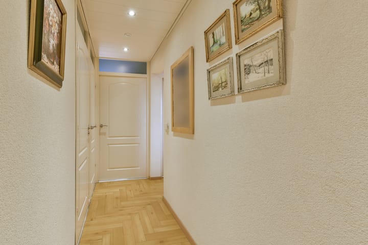 Foto 16 van Roland Holstlaan 975