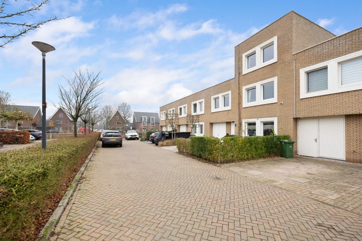 Photo 4 of Freek van Leeuwenstraat 5