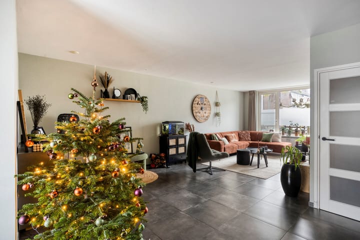 Photo 5 of Albert Schweitzerstraat 13