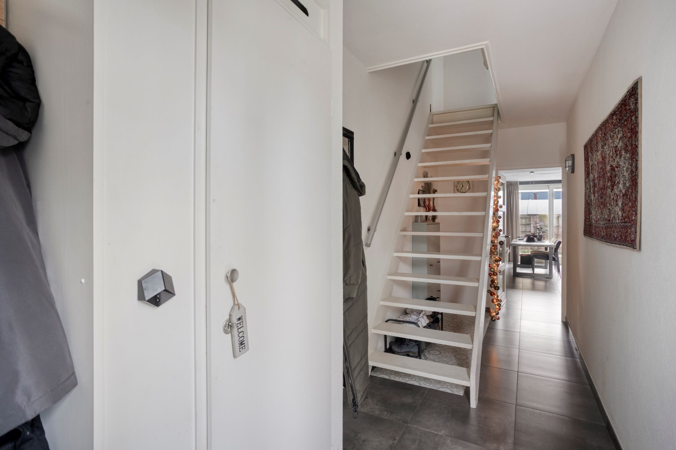 Photo 12 of Albert Schweitzerstraat 13