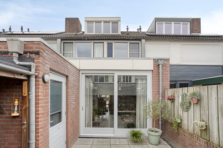 Foto 24 van Albert Schweitzerstraat 13