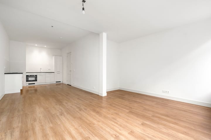 Foto 6 van Paramaribostraat 75