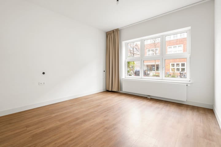 Foto 14 van Paramaribostraat 75