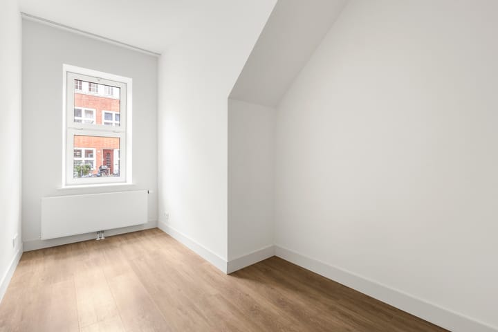 Foto 19 van Paramaribostraat 75